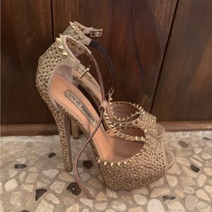 Steve Madden Gold Studded Women's Heels